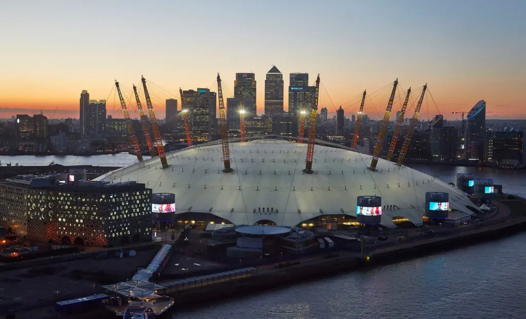 London Landscapes — architecture and landscape photograph in London, UK, frame 22 of 28.